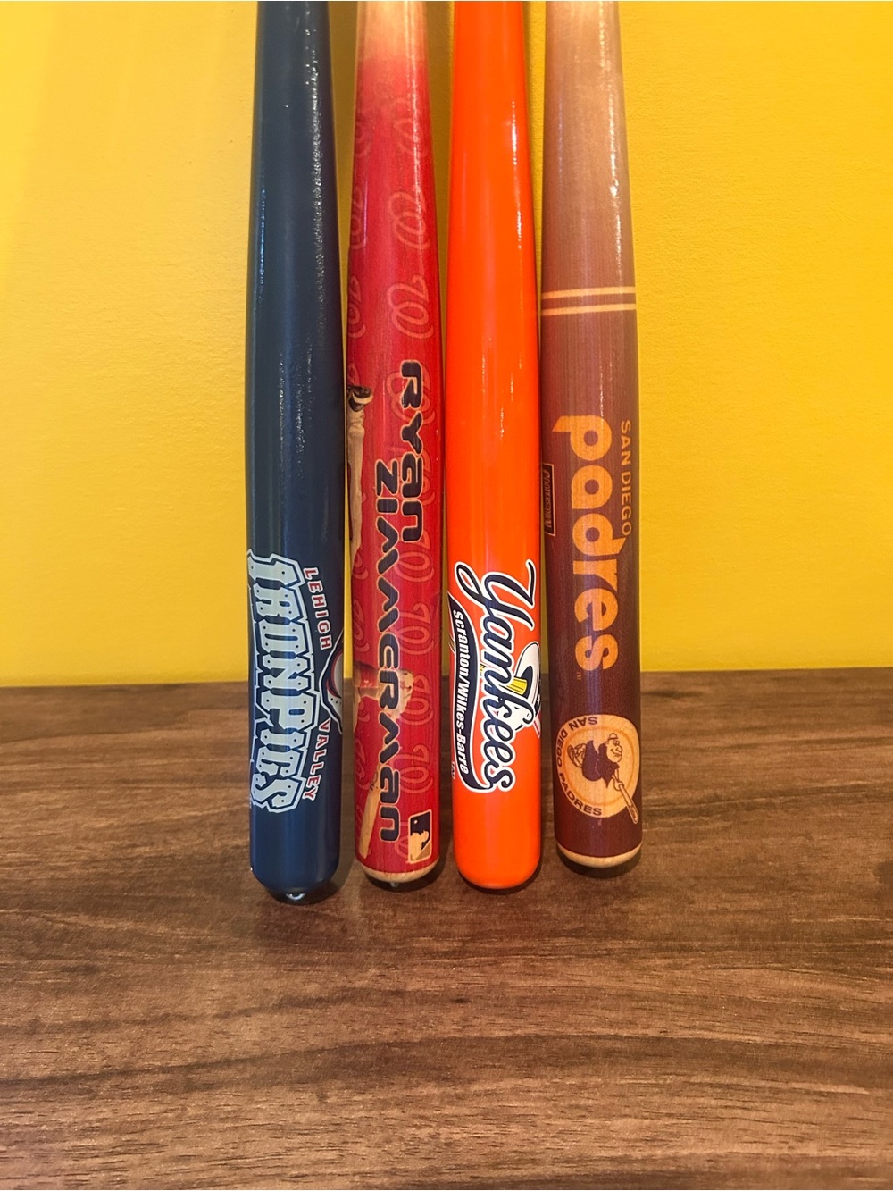 Lot 4 Mini Souvenir Wooden Baseball Bats Padres Yankees Iron Pigs Nationals